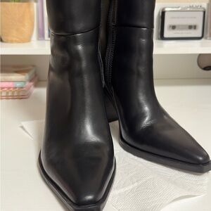 Black Steve Madden boots